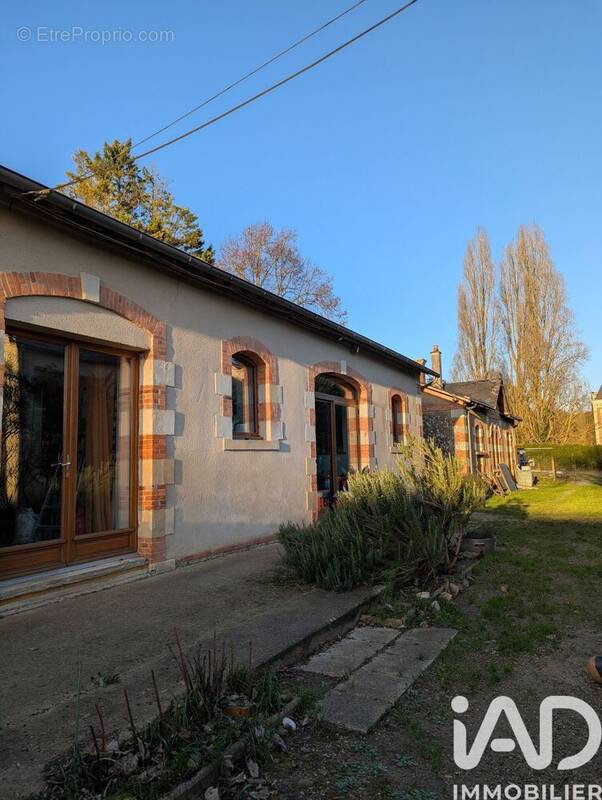 Photo 1 - Maison à BAZOUGES-SUR-LE-LOIR