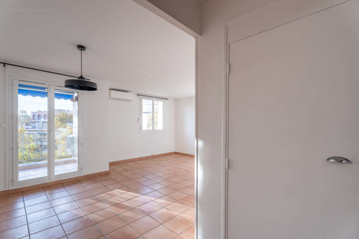 Appartement à MARSEILLE-15E