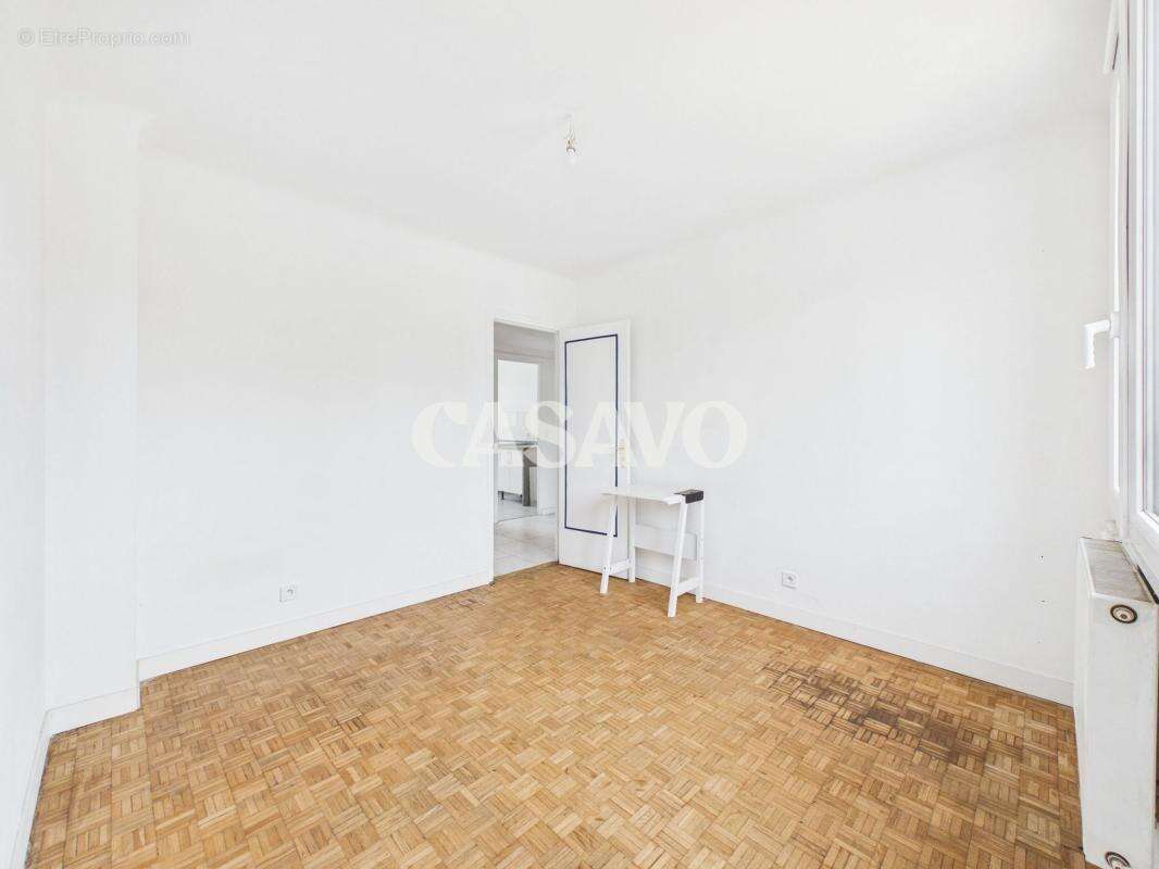 Vente Appartement 3 pièces de 61m² - 93200 Saint-Denis - photo 12