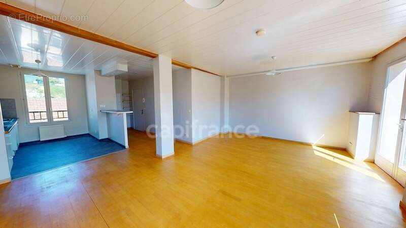 Appartement à CORBEIL-ESSONNES