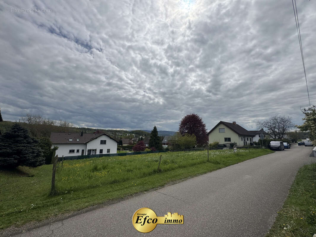 Terrain à NEUWILLER