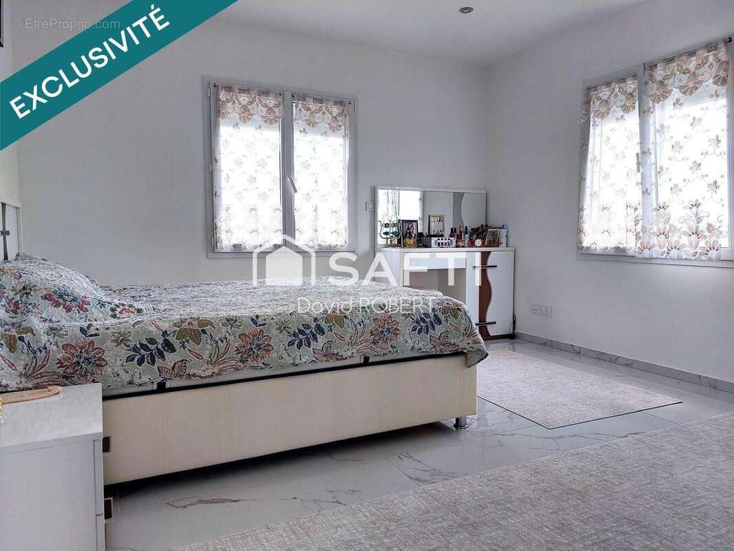 Photo 9 - Maison à NAZELLES-NEGRON