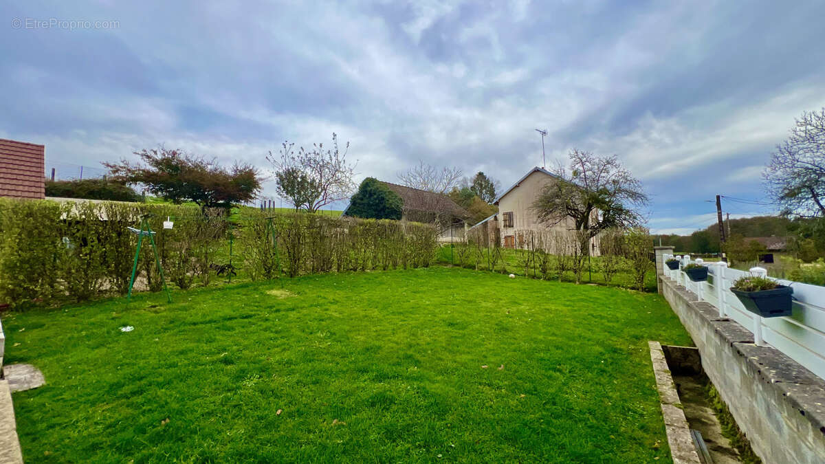 Maison à LA VIEILLE-LOYE