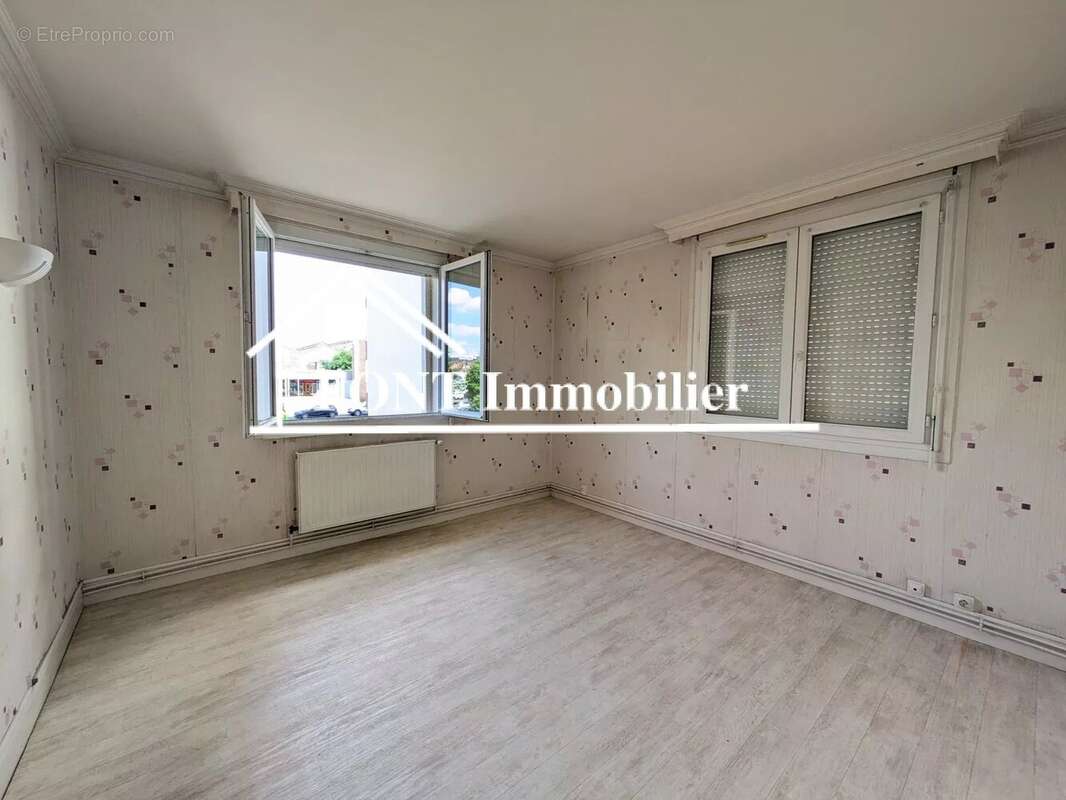 Saint-étienne, bergson, appartement 2 chambres, faibles charges - photo 3