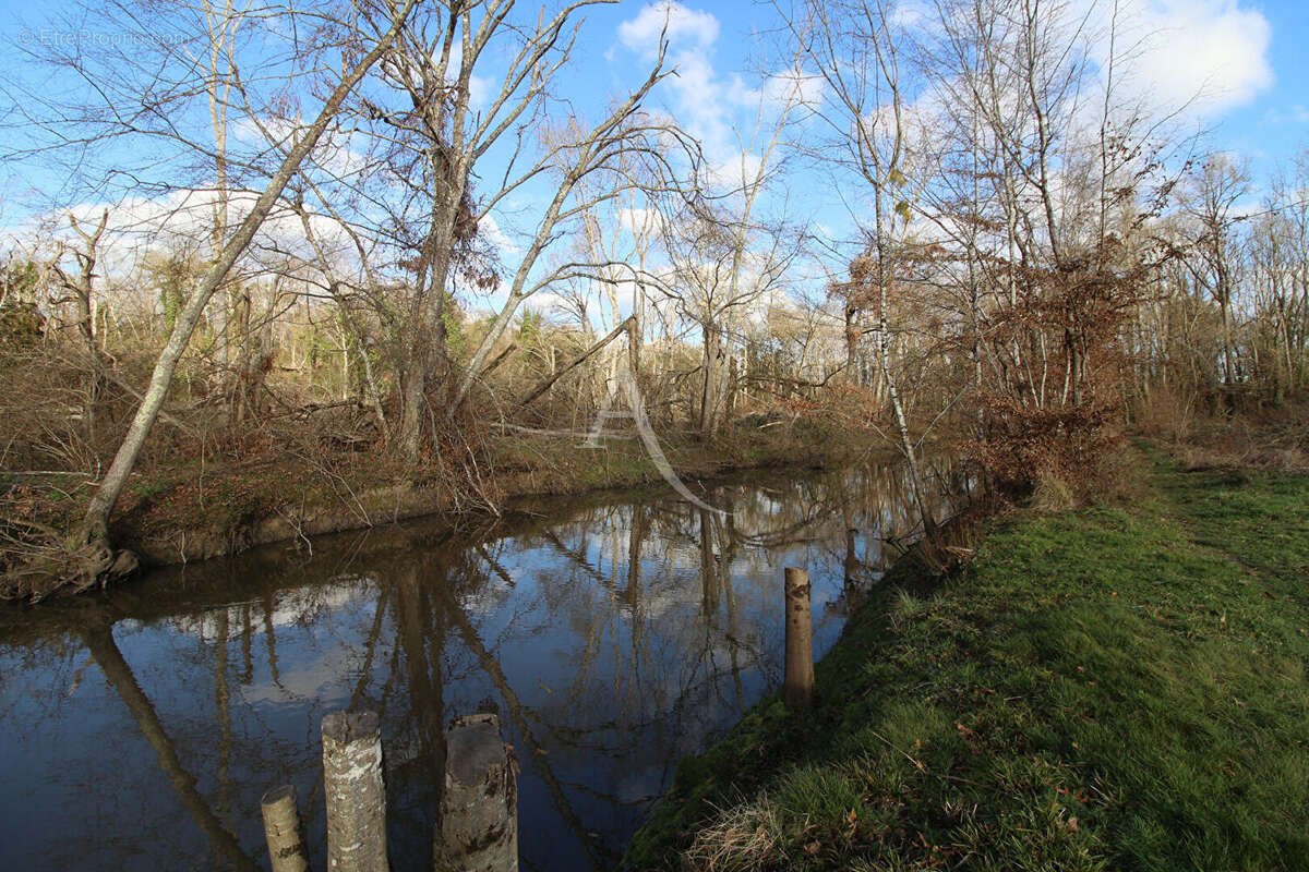 Maison à HUISSEAU-SUR-COSSON