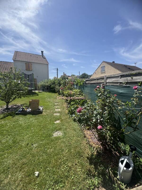 Maison à NANTEUIL-LES-MEAUX