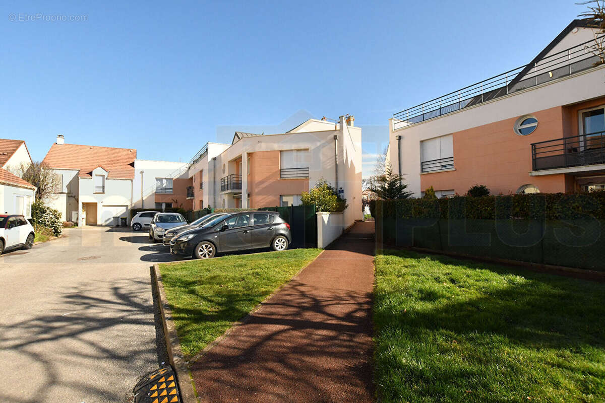 Appartement à BOIS-D'ARCY