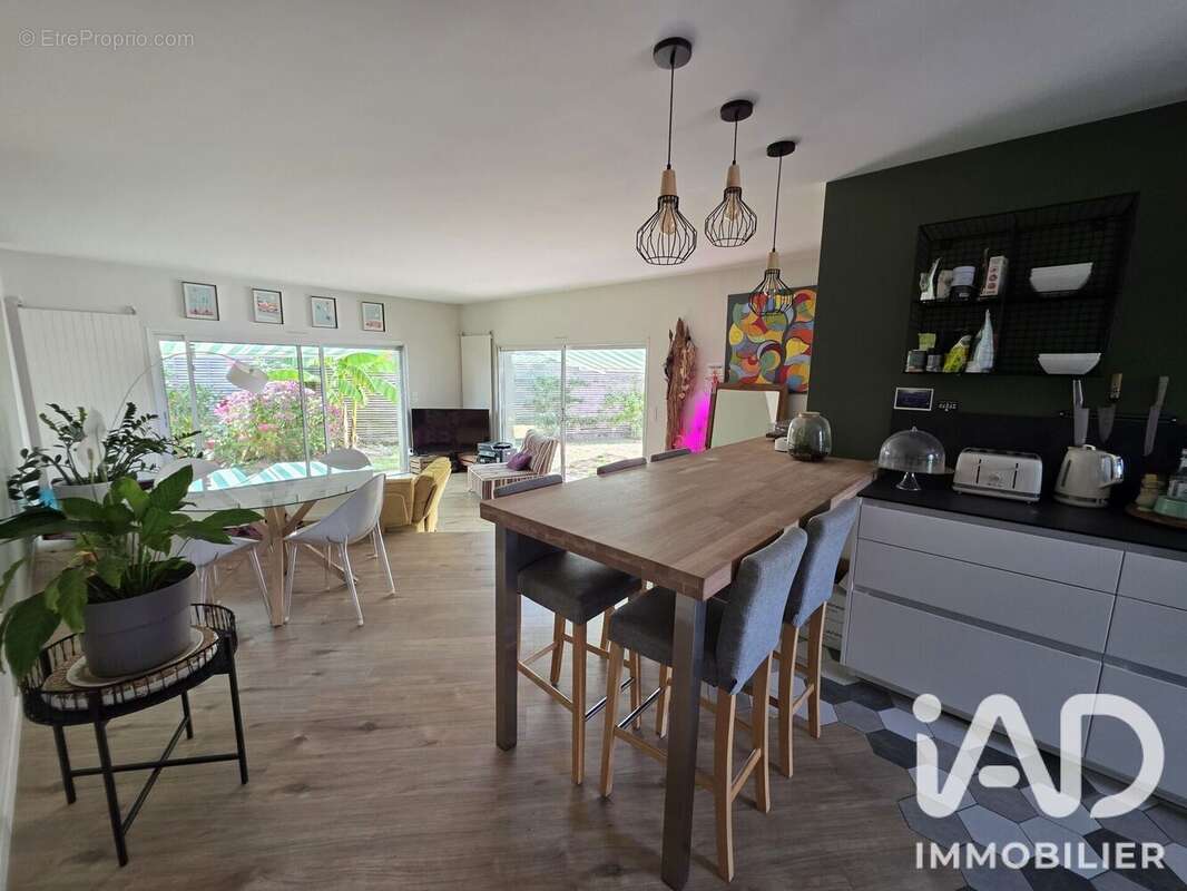 Maison 192 m² à Barbechat  - photo 5