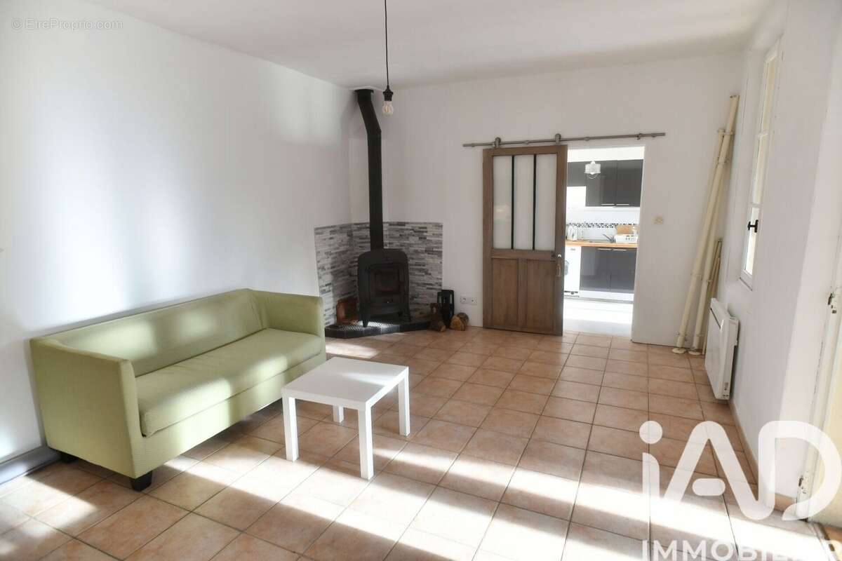 Photo 2 - Maison à CERNY