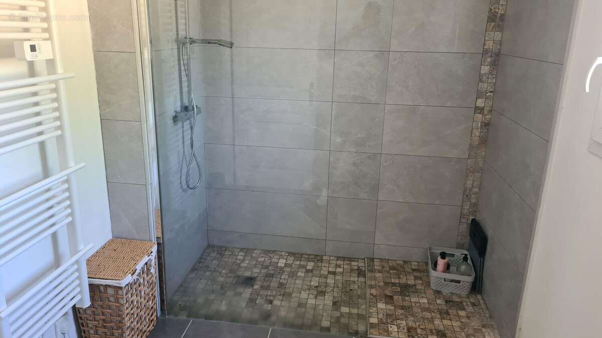 Appartement à SAINT-CHRISTOL-LES-ALES