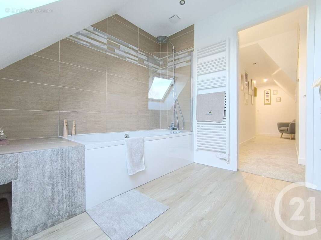 Maison à MARCILLY-SUR-EURE