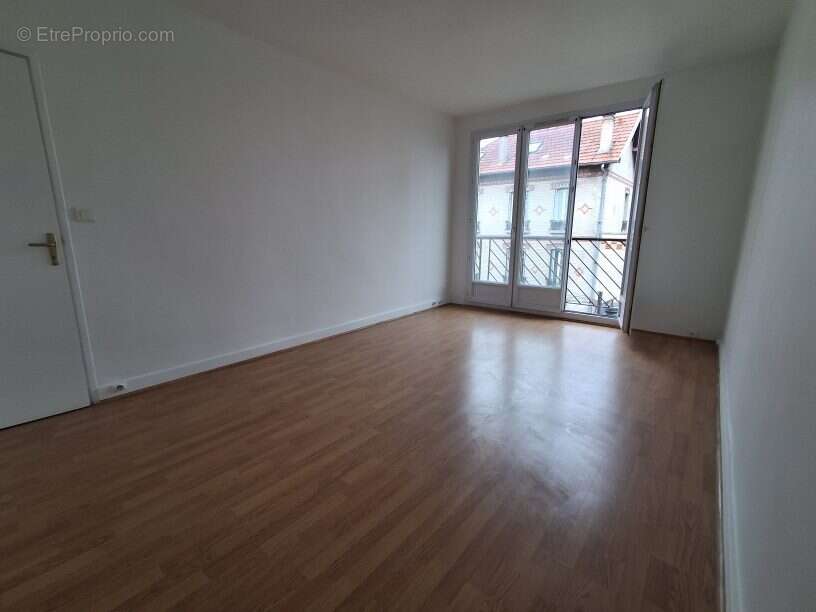 Appartement à MAISONS-ALFORT