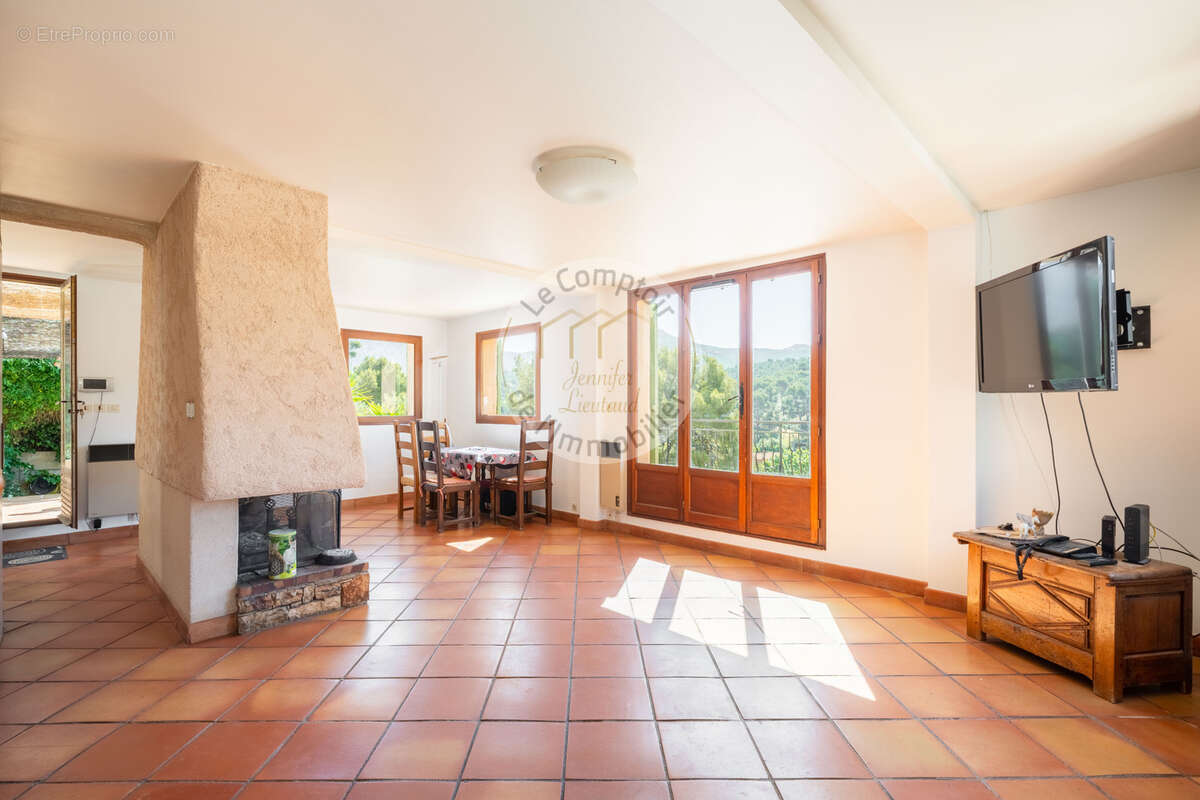 Maison à MARSEILLE-9E