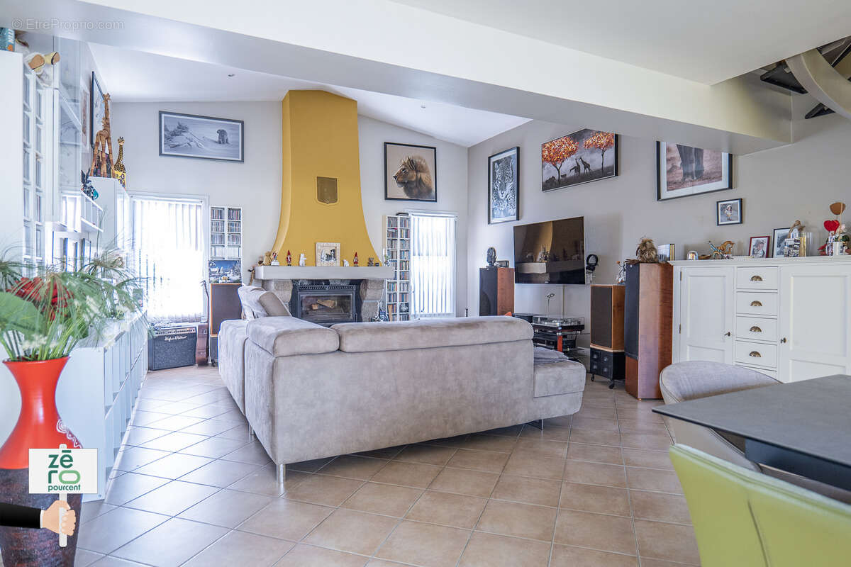 Maison à LANDEVIEILLE