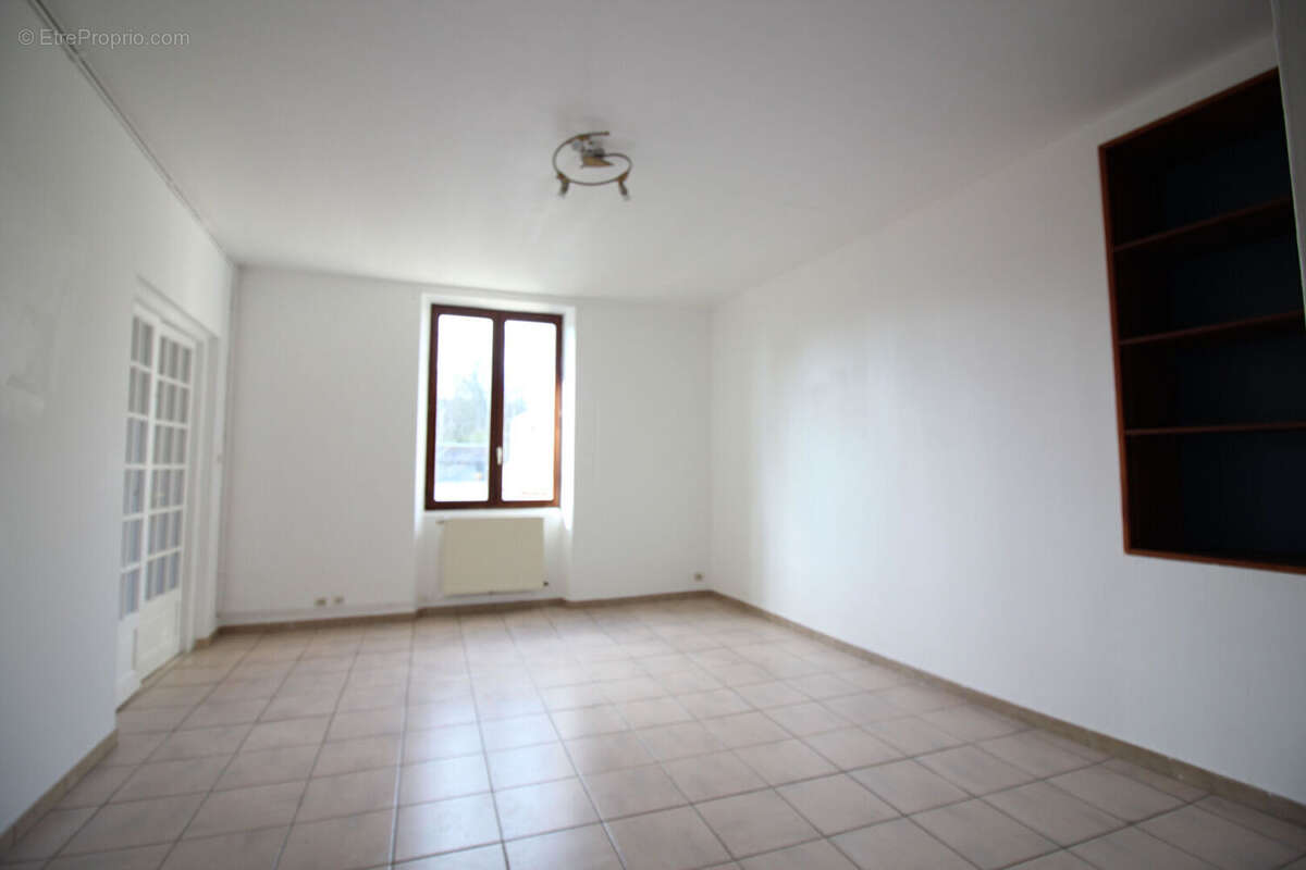 Appartement à DOURDAN