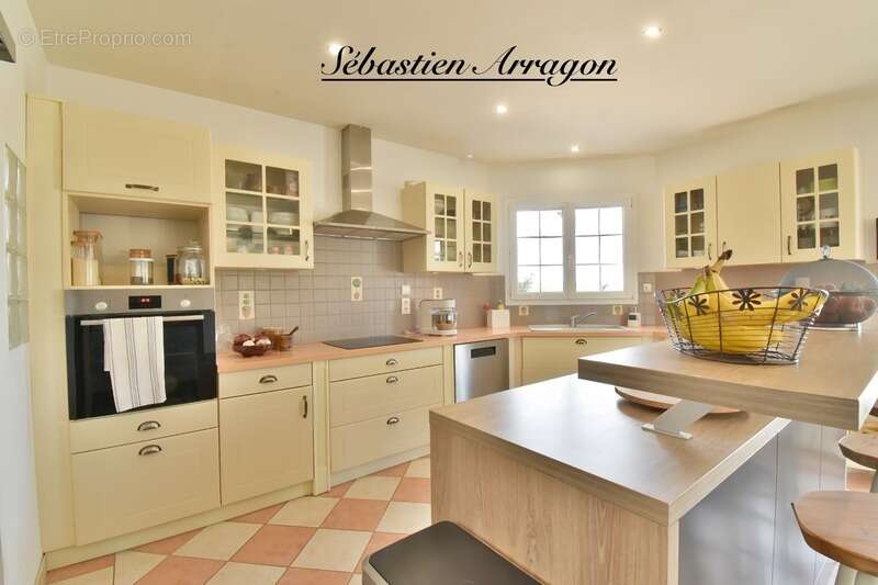 Villa contemporaine 250 m² – 5 chambres – 3 hectares – piscine 18 m – Villeneuve-sur-Lot (47) - photo 5