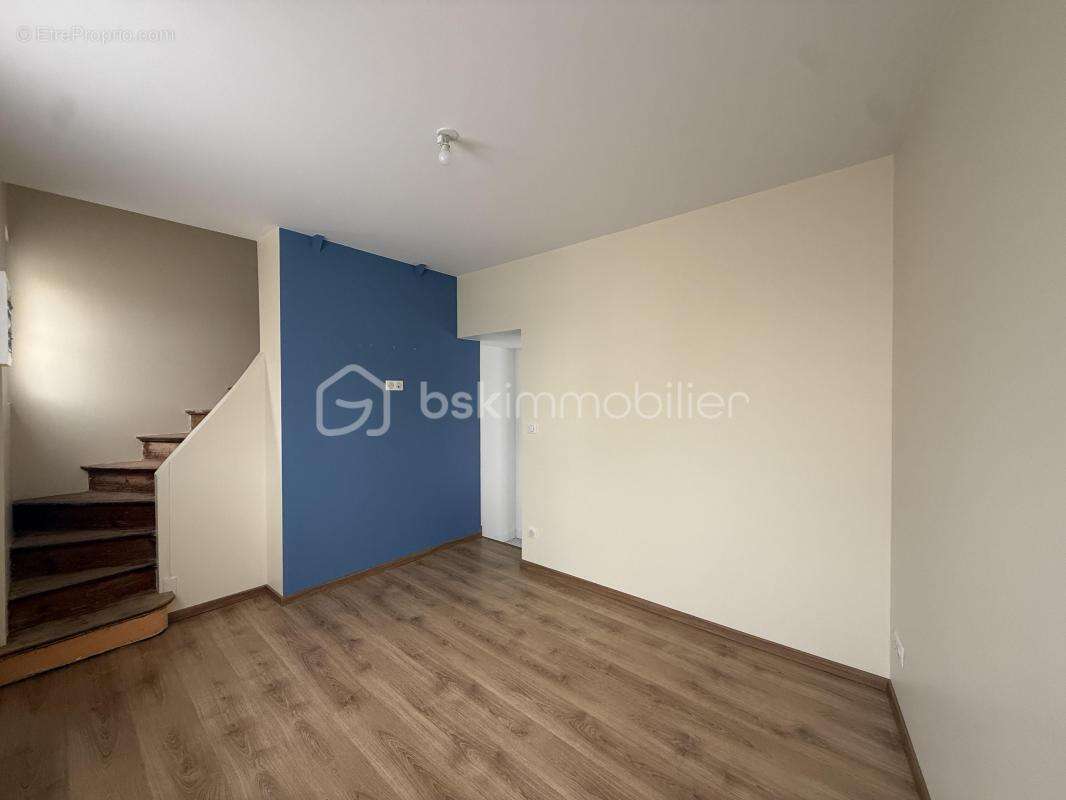 Maison à PONT-L&#039;EVEQUE