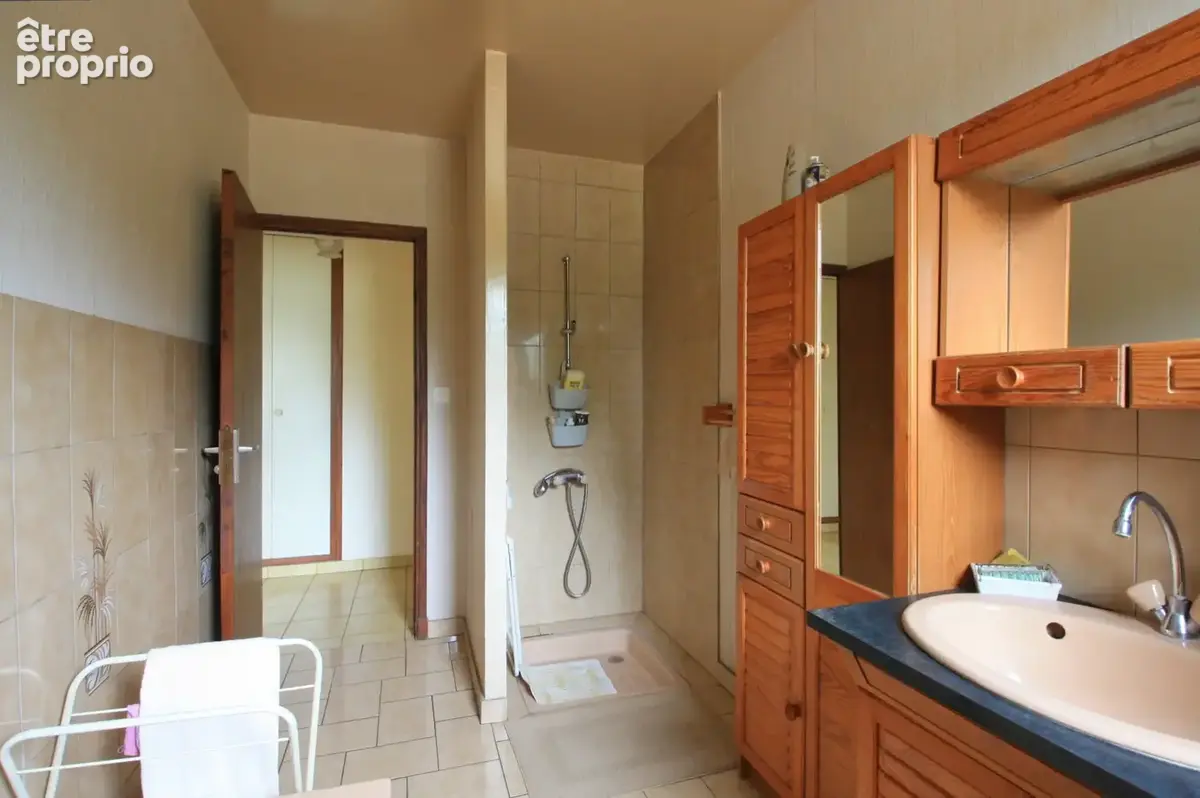 Maison traditionnelle , 5 chambres, sur 5000 m² de terrain - photo 5