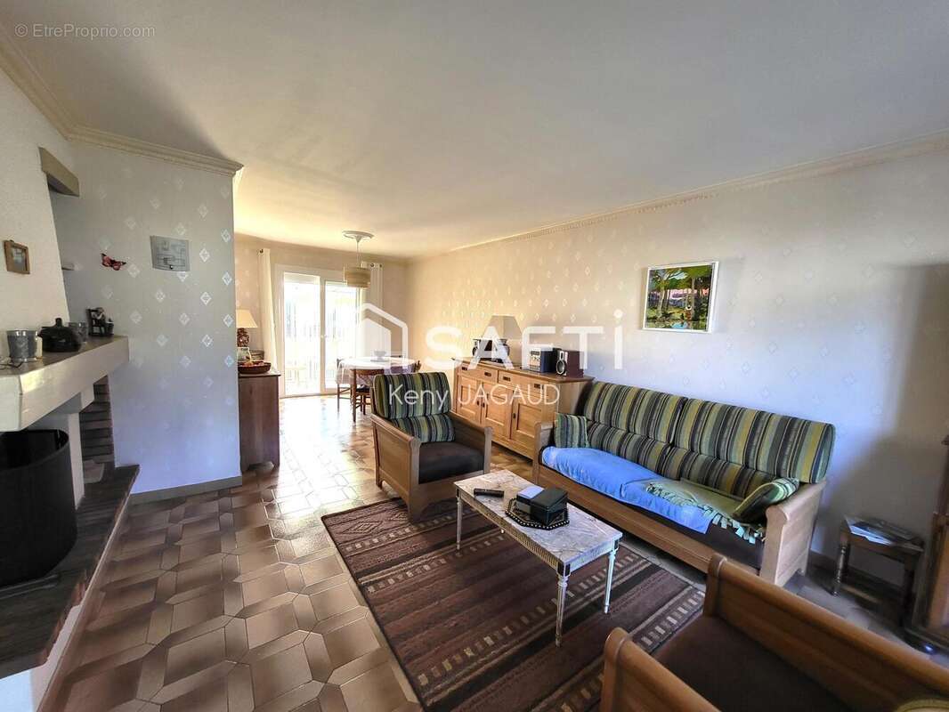 Photo 5 - Maison à LIGUGE