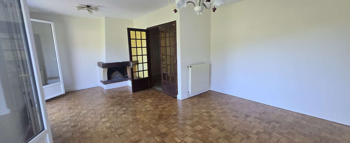 Maison à ARGENTAT