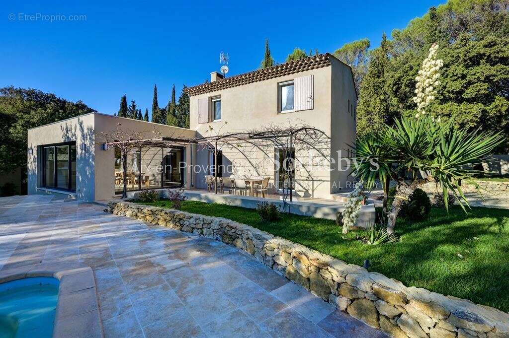 Maison à AIX-EN-PROVENCE