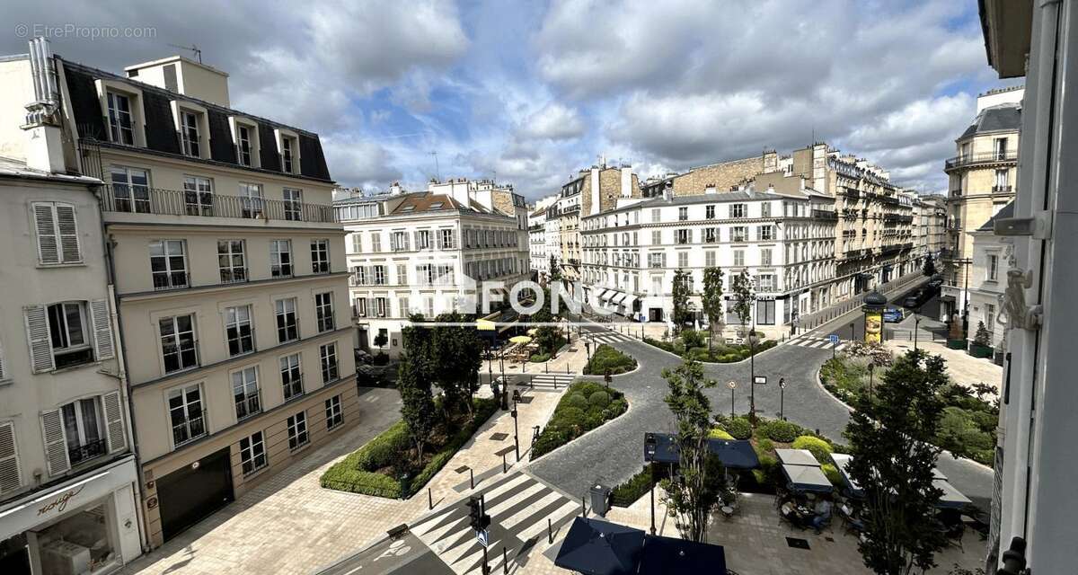 Appartement à NEUILLY-SUR-SEINE