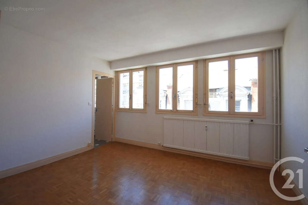 Appartement à VICHY