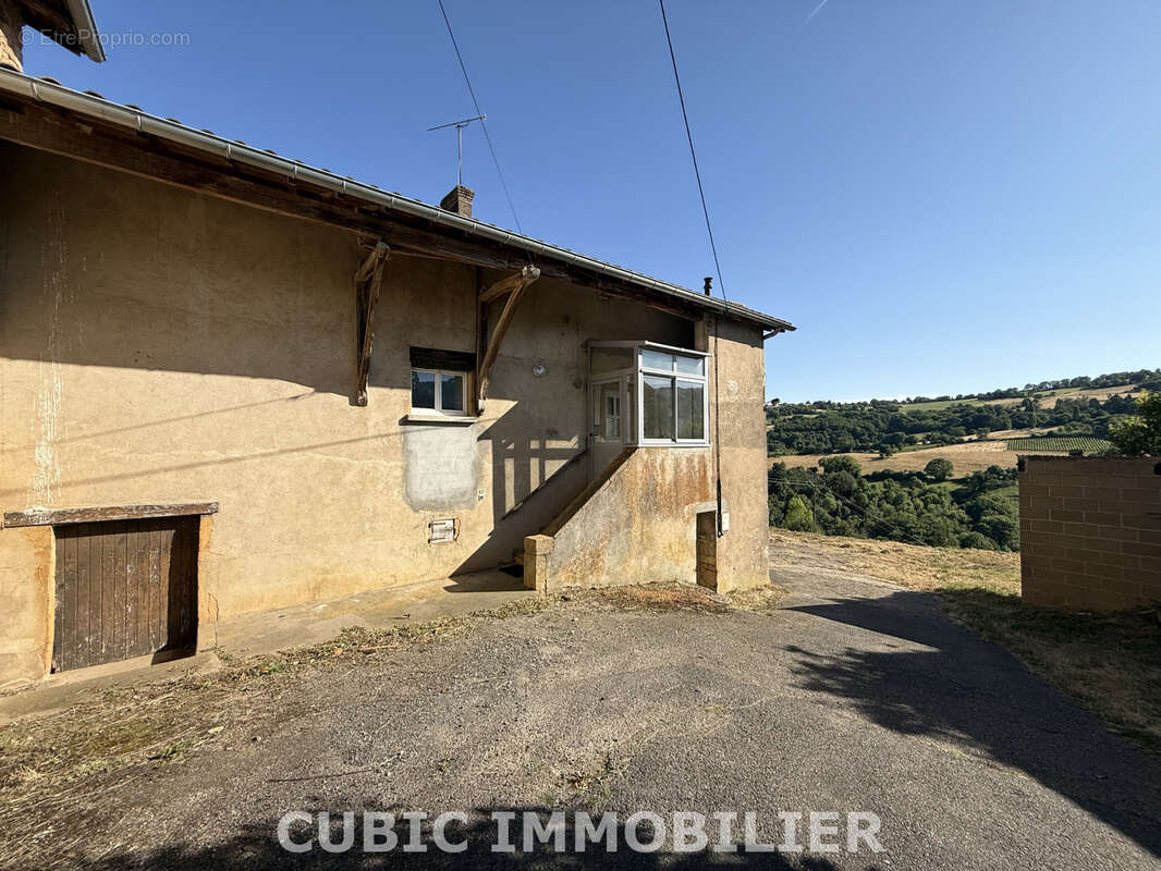 Maison à COGNY