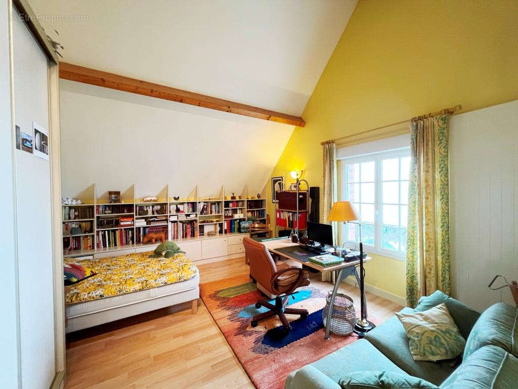 Maison à FONTAINEBLEAU