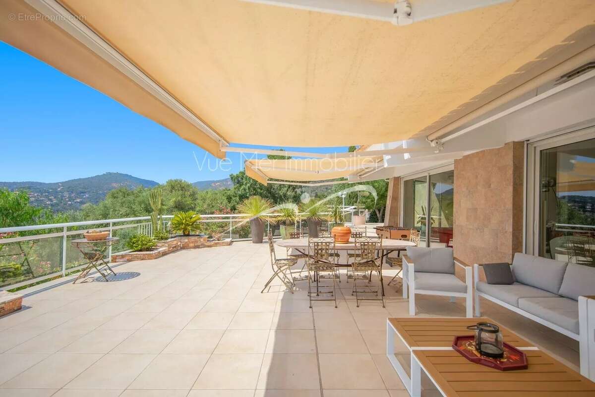 Villa avec piscine et vue panoramique – Le Lavandou - photo 3
