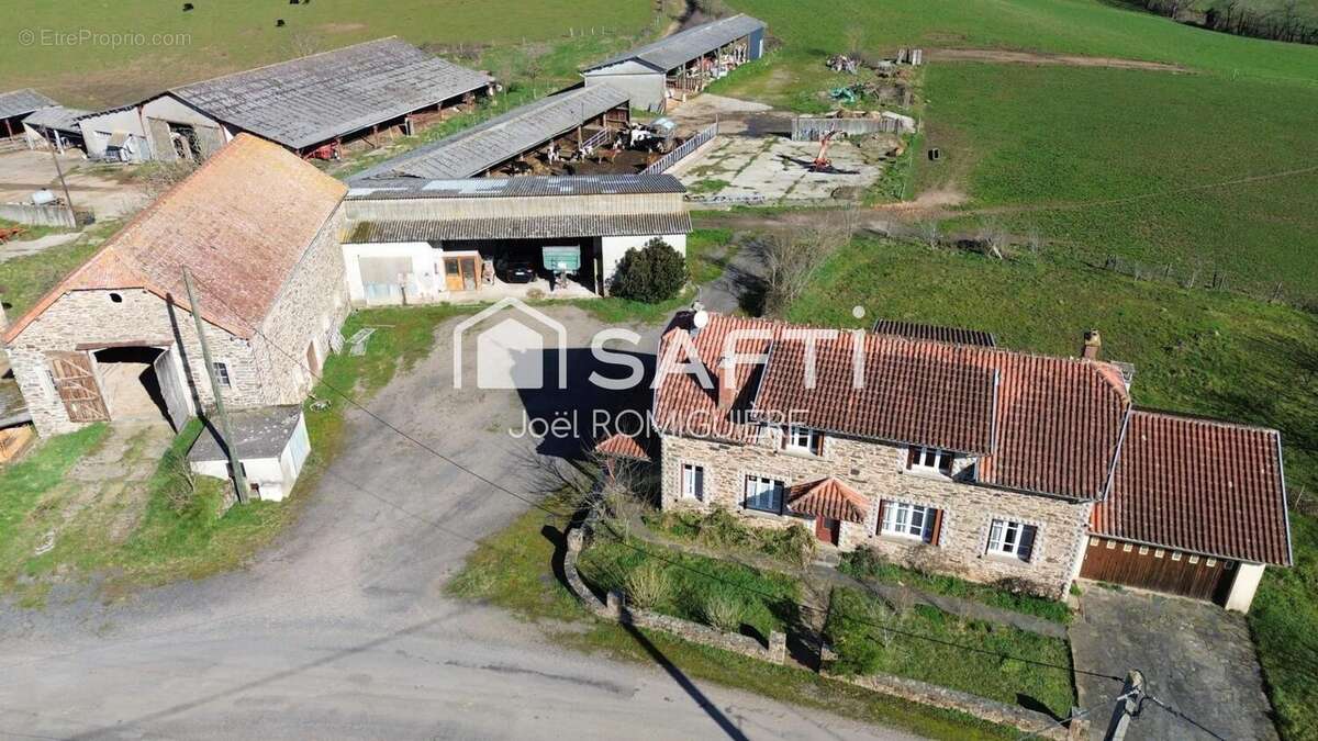 Photo 5 - Maison à ALMONT-LES-JUNIES