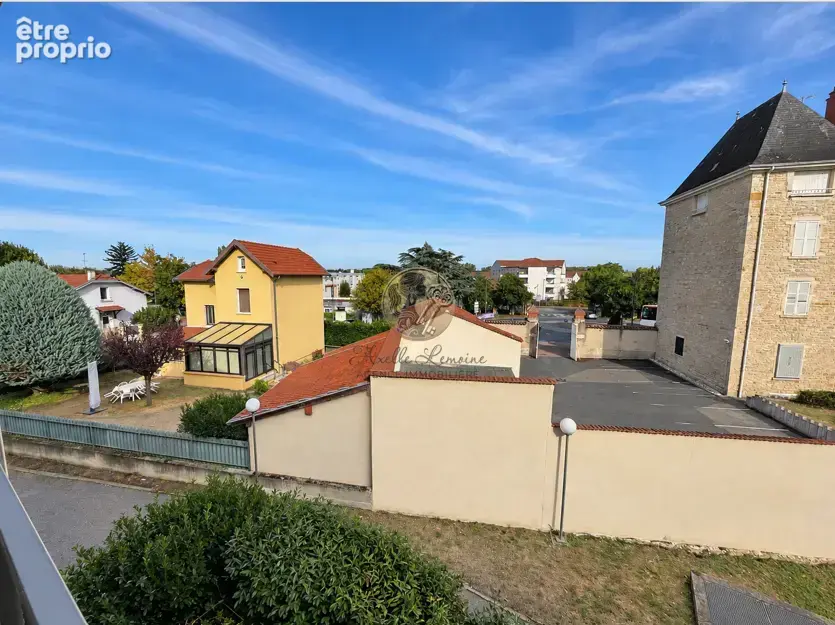Appartement T2 de 42 m2 avec terrasse et garage dans Copro de 2015   Anse - photo 8