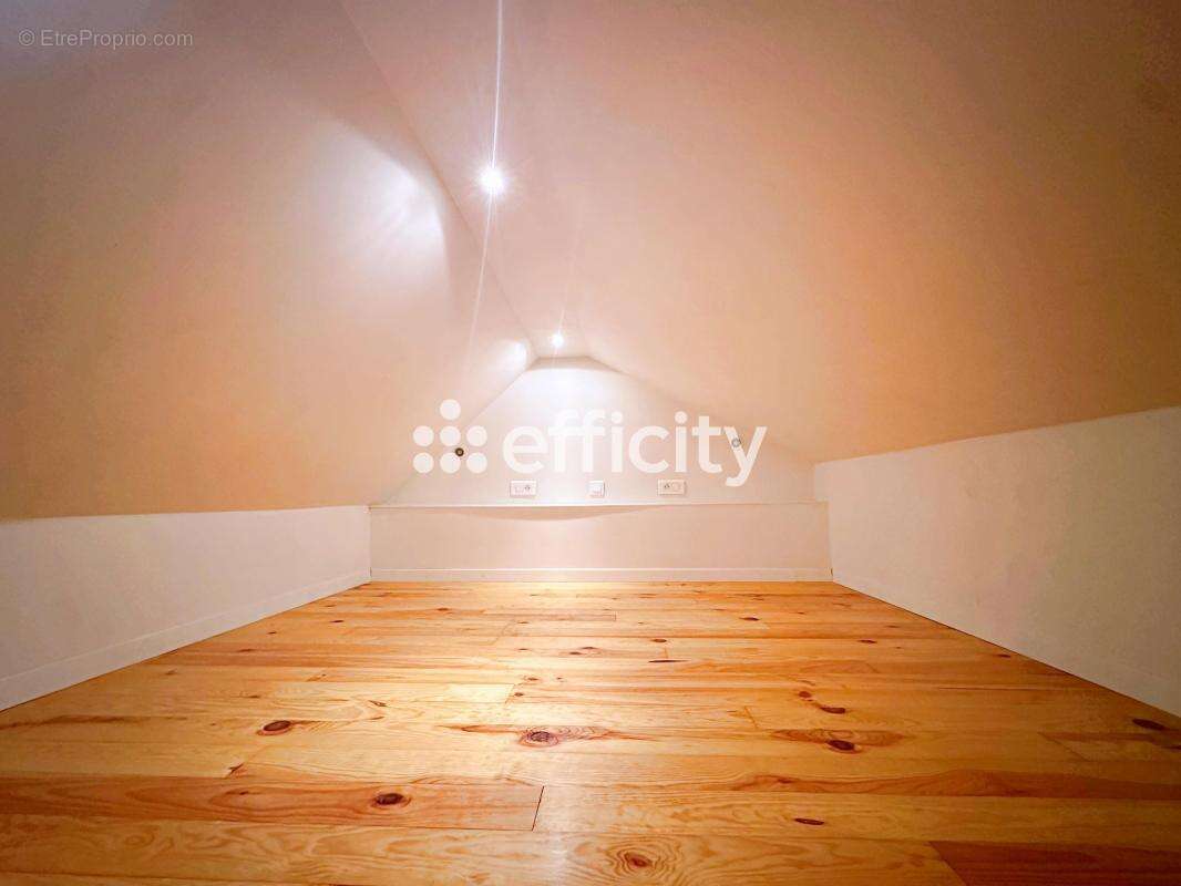 Maison à AULNAY-SOUS-BOIS