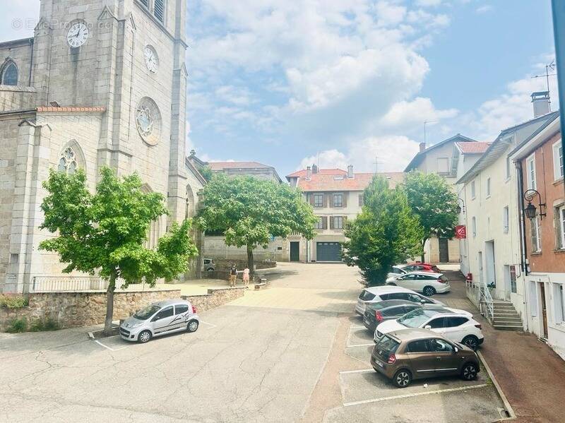 Maison à PANISSIERES