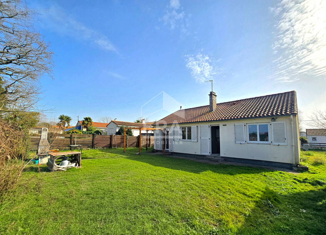 Maison à LA MONTAGNE