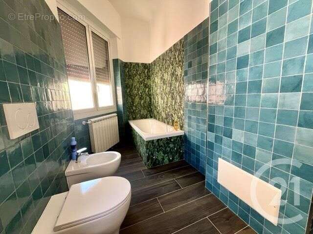 Appartement à MENTON