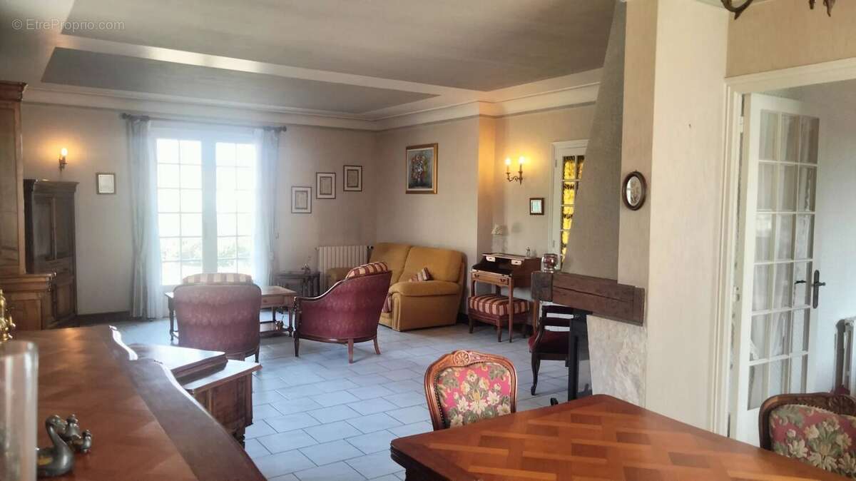 Pavillon 115m2, 2 mns de Vouillé(800m2 terrain) - photo 7
