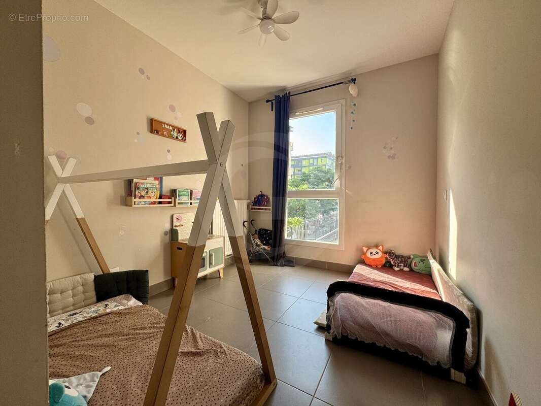 Sete - salins appartement trois pieces avec parking - photo 6