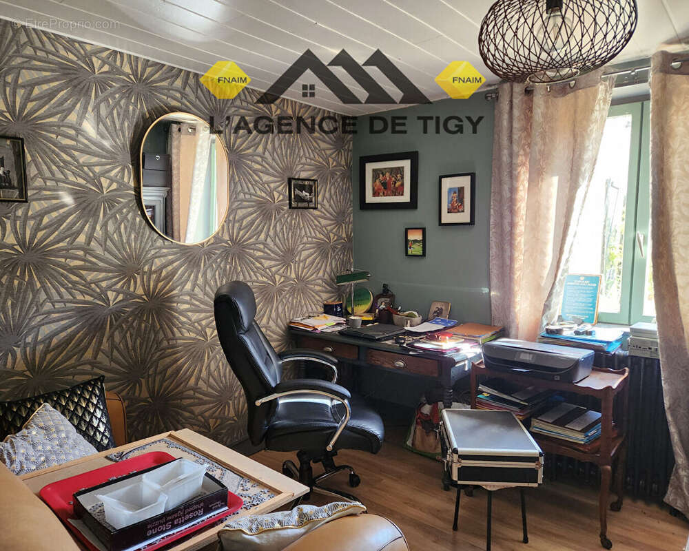 Maison à NEUVY-EN-SULLIAS