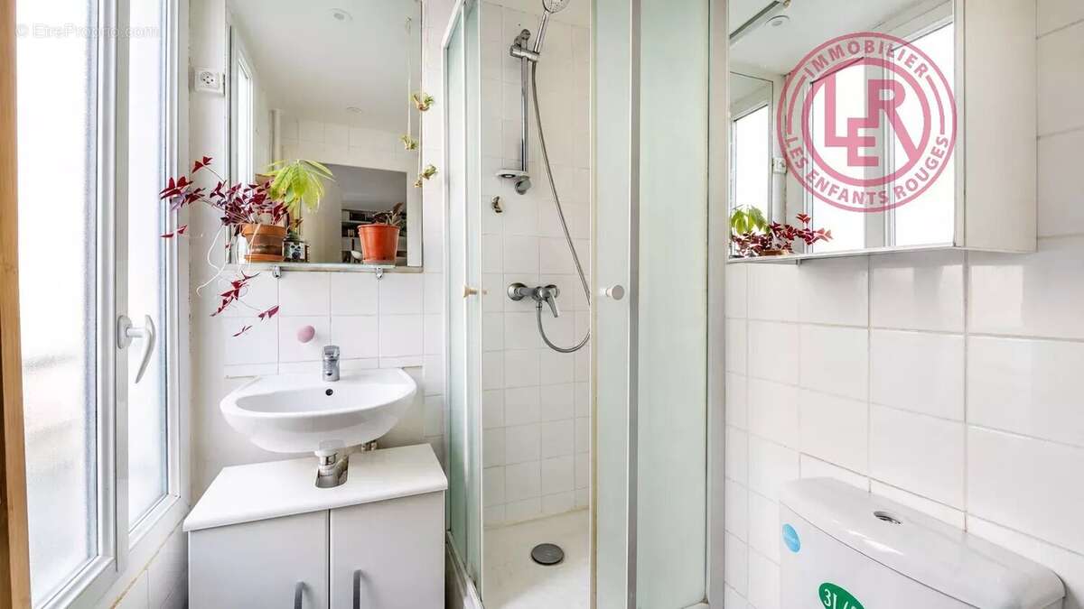 Appartement à PARIS-11E