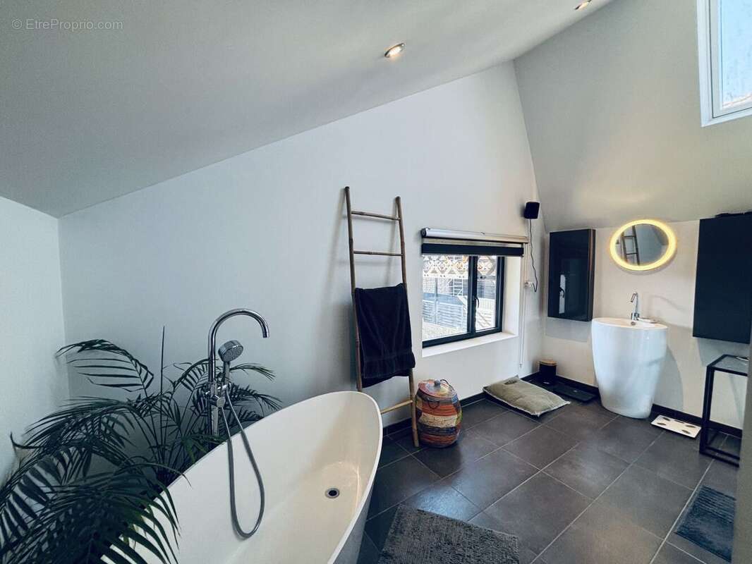 Maison à LYS-LEZ-LANNOY