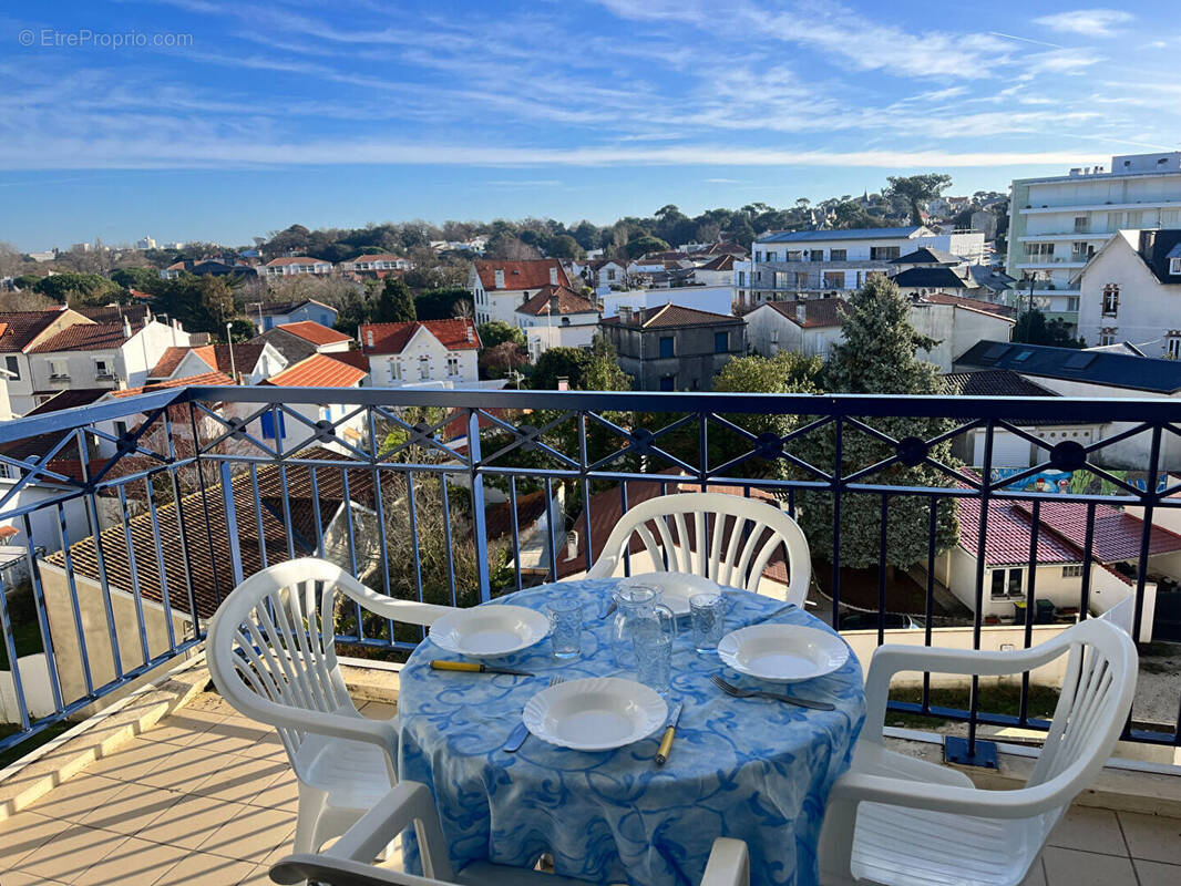 Appartement à VAUX-SUR-MER