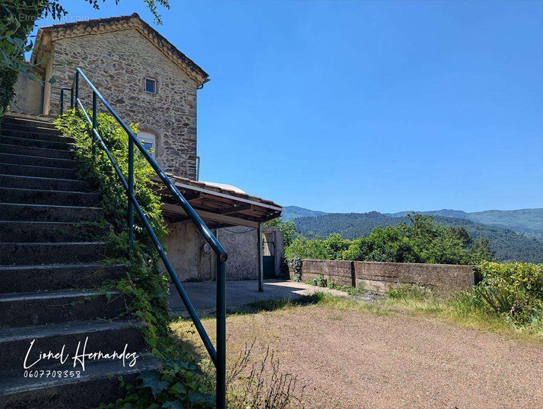 Mas cévenol avec piscine et terrain d'environ 1 hectare - Vue panoramique sur les Cévennes - photo 17