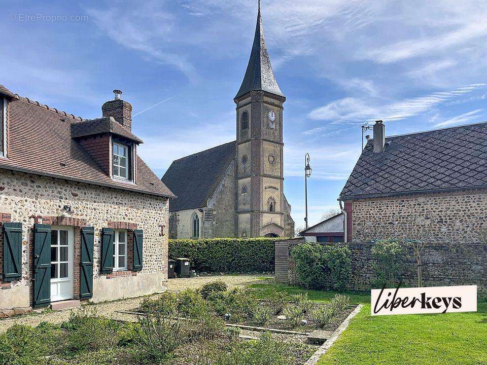 Maison à GOURNAY-LE-GUERIN