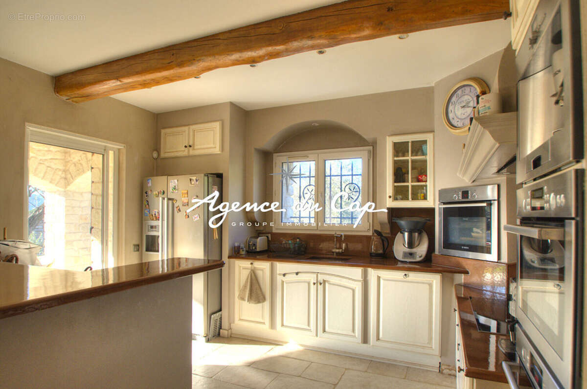 Maison à BAGNOLS-EN-FORET