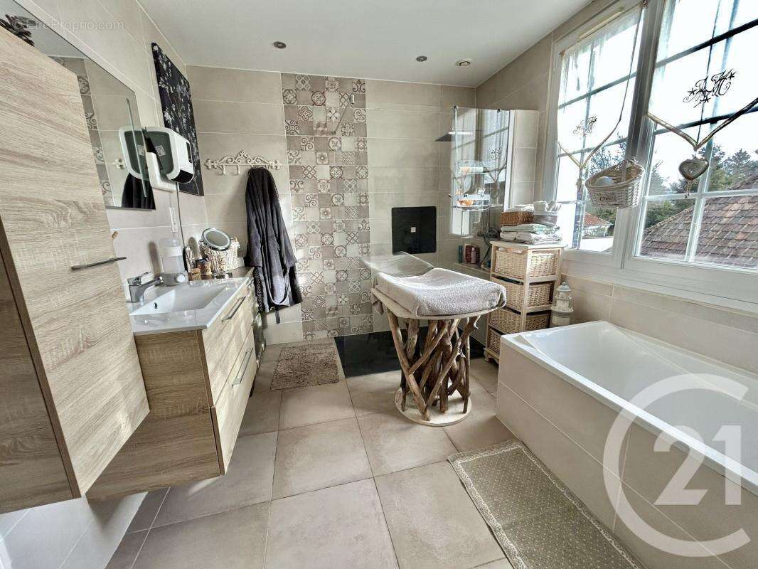 Maison à CAMPAGNE-LES-HESDIN