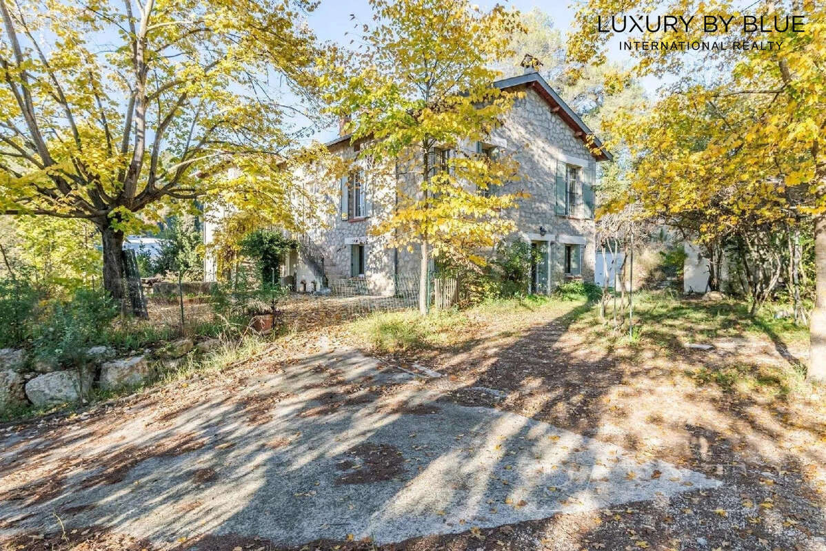 Maison à MOUGINS