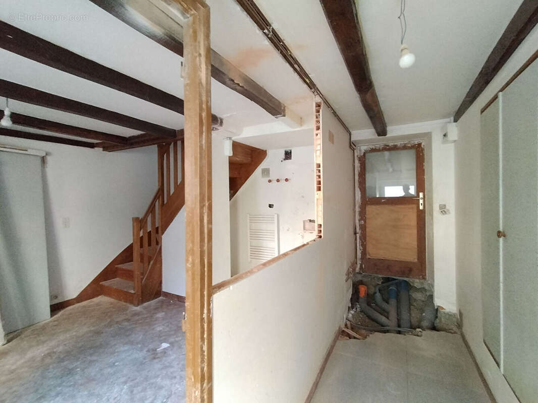 Maison à MINIAC-MORVAN