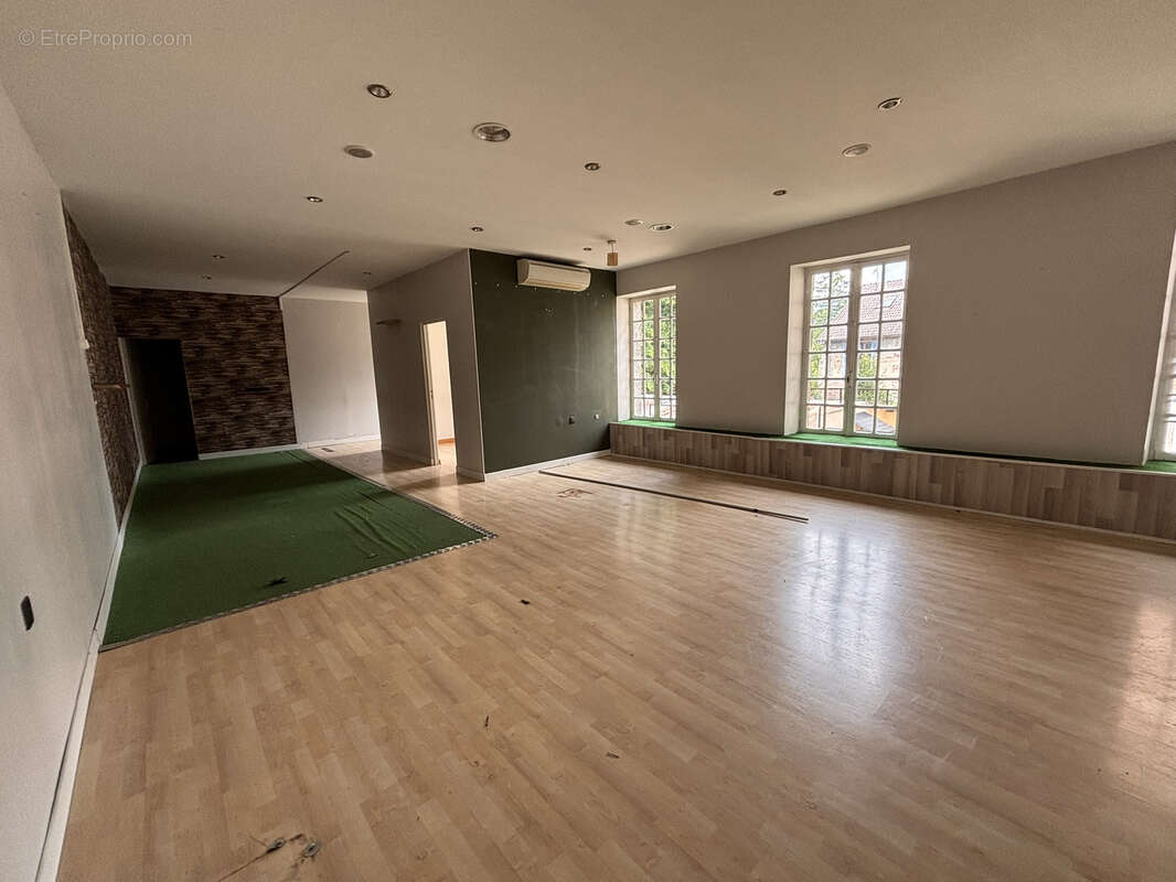 Autre à LUXEUIL-LES-BAINS