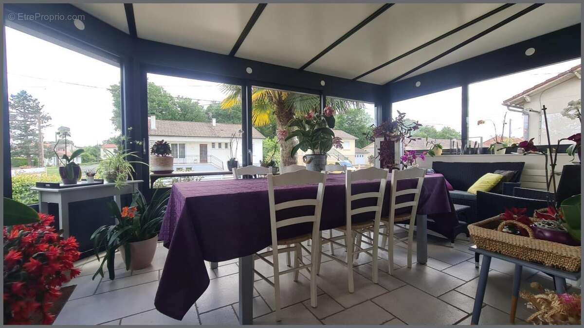 4 chambres, jardin arboré. Beaux volumes à vivre - photo 2